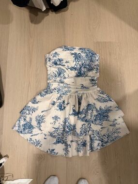 Cider Strapless Blue and White Peplum Dress
